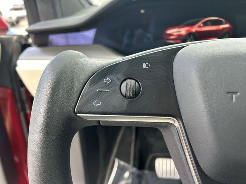 Used 2023 Tesla Model X PlaidImage 24