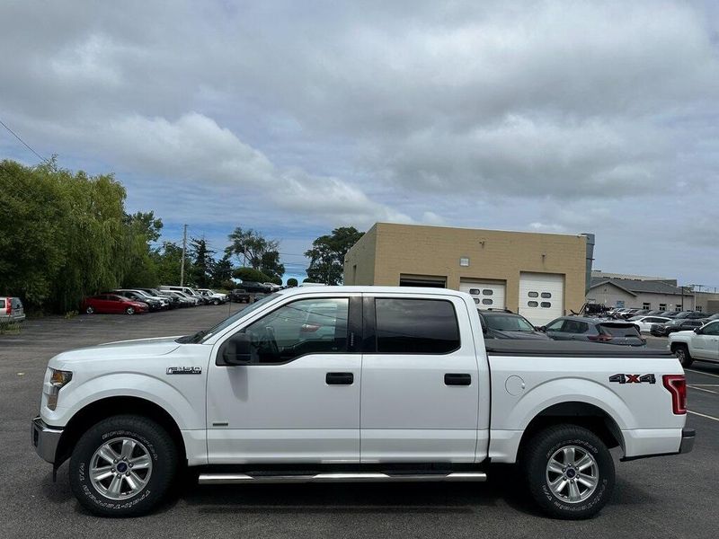 2017 Ford F-150 XLT photo 2