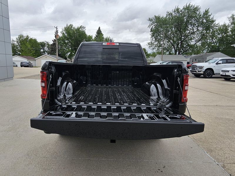 2025 RAM 1500 TradesmanImage 8