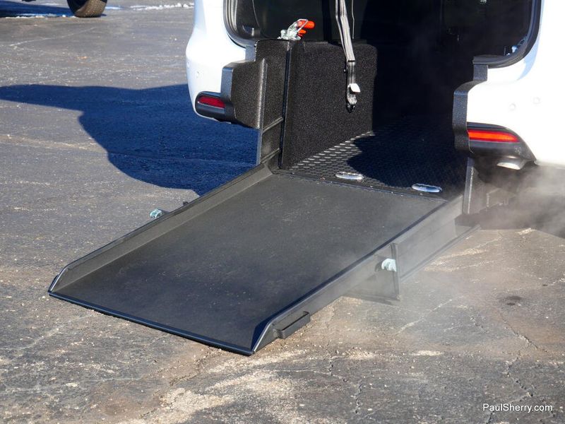 New 2026 Chrysler Voyager LX