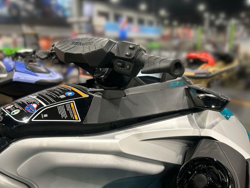 2025 Sea-Doo GTX LIMITED 325 (SOUND SYSTEM) Image 22
