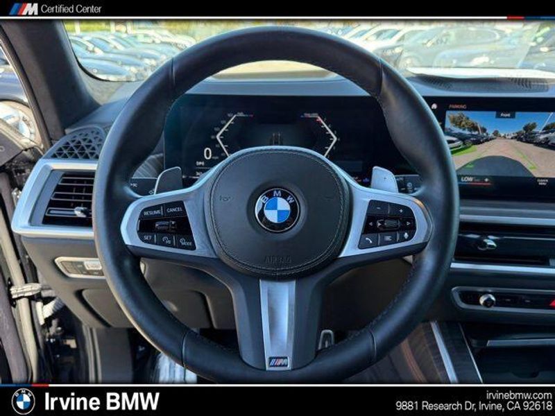 Used 2023 BMW X7 xDrive40iImage 24