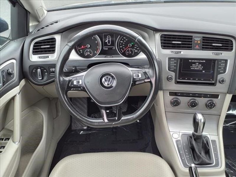 2016 Volkswagen Golf SportWagen SEImage 5