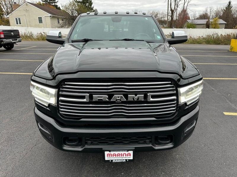 2019 RAM 3500 LaramieImage 12