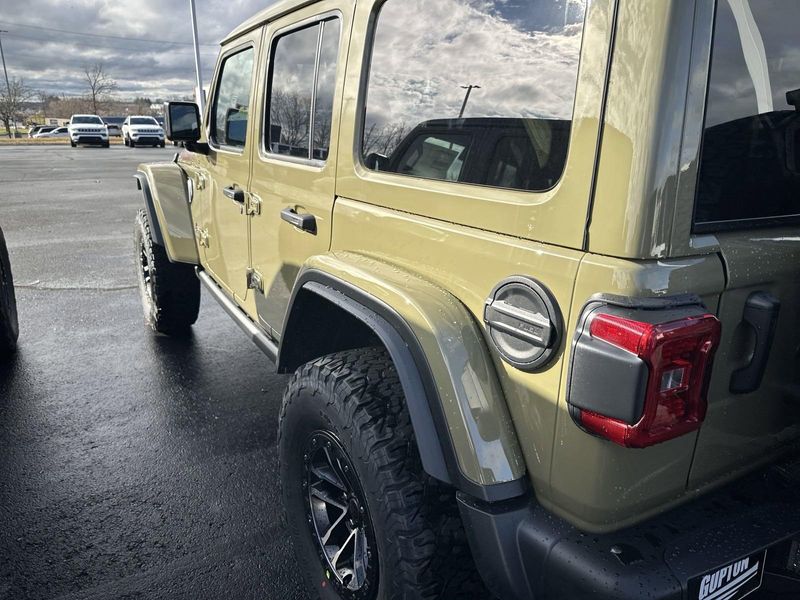 2025 Jeep Wrangler 4-door Rubicon XImage 11