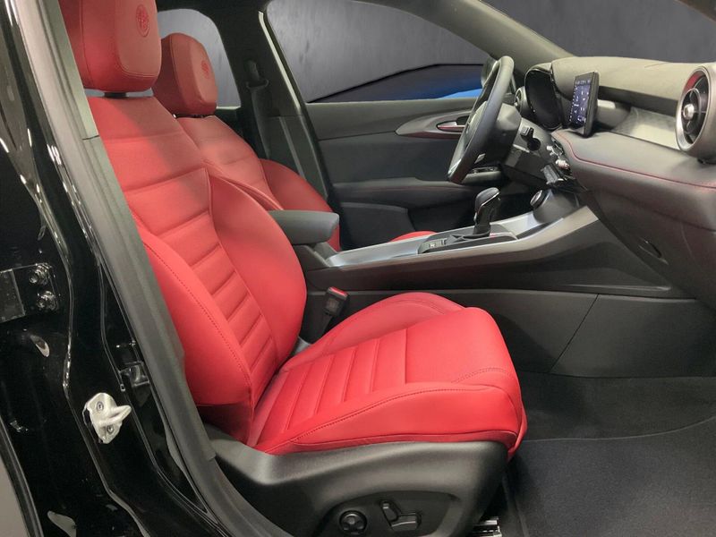 New 2026 Alfa Romeo Tonale Sprint AwdImage 10