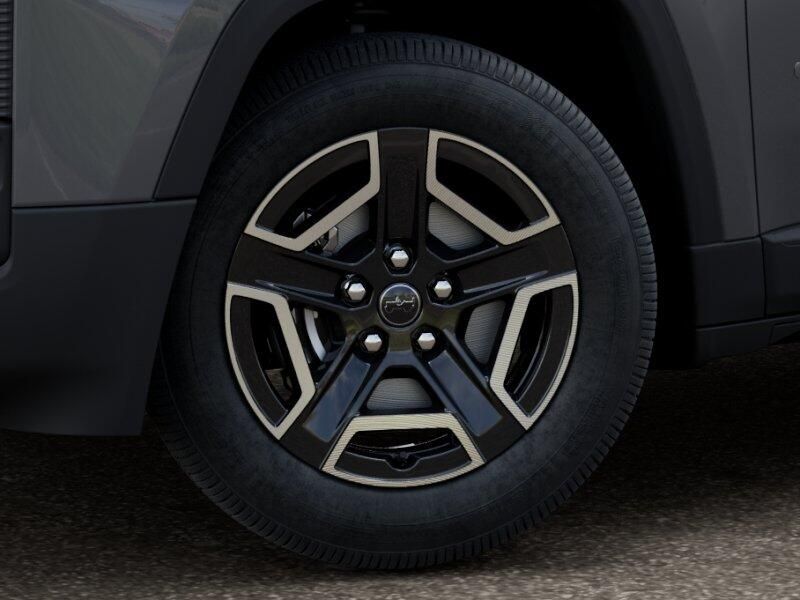 New 2027 Jeep Cherokee Laredo 4x4Image 4