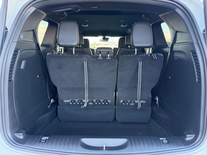 New 2027 Chrysler Pacifica LXImage 15