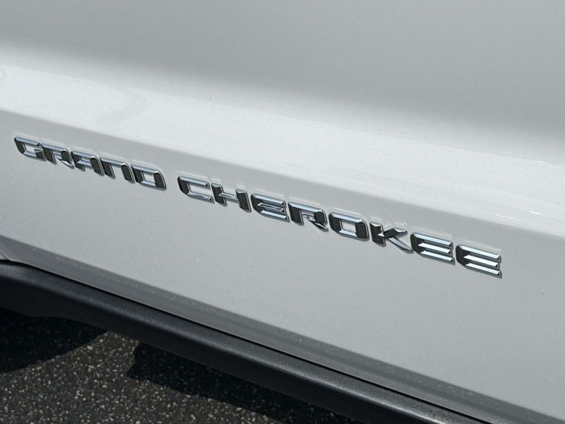 Used 2015 Jeep Grand Cherokee 4WD 4dr Limited