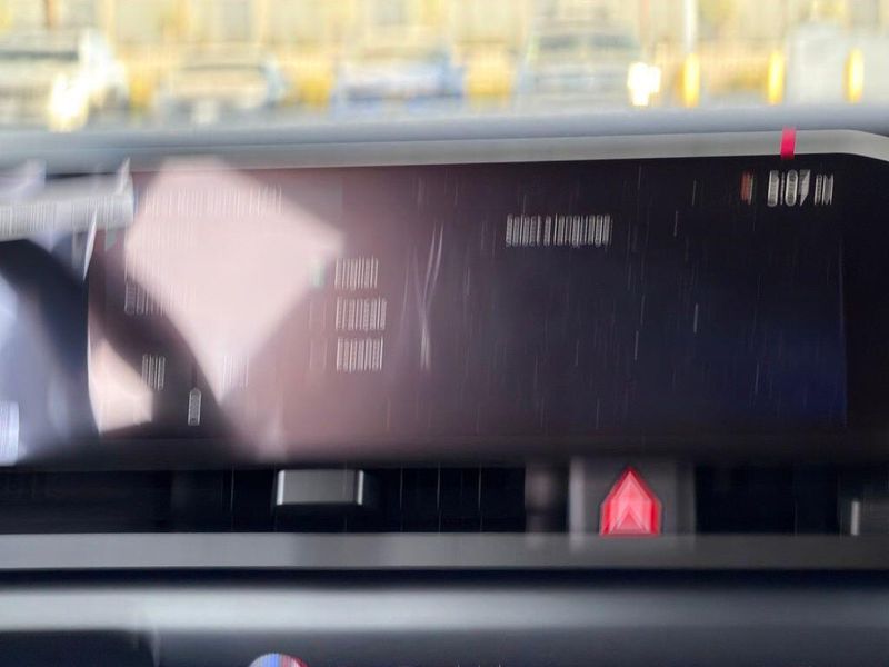 New 2027 Kia Carnival LXImage 16