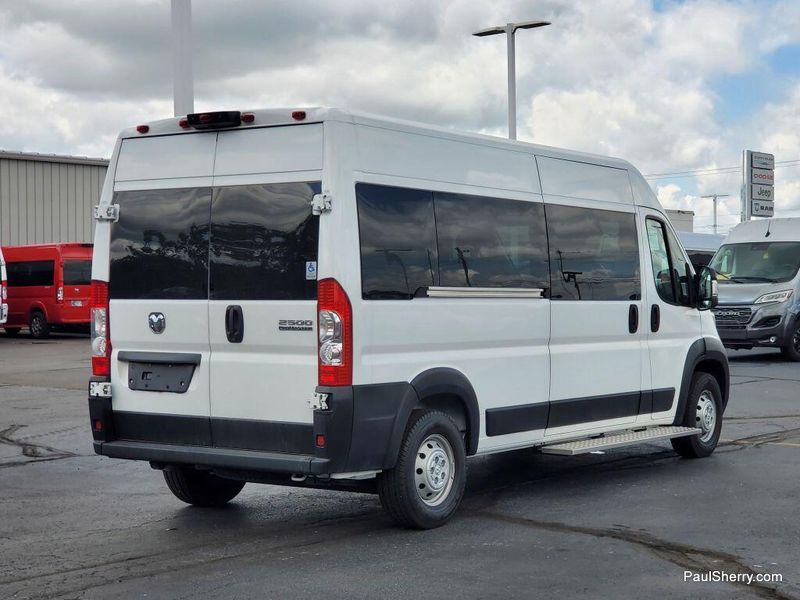 2023 RAM ProMaster 2500 High RoofImage 4