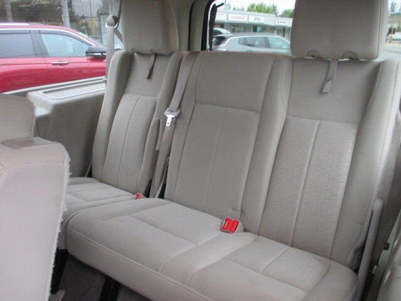 Used 2012 Ford Expedition EL Image 21