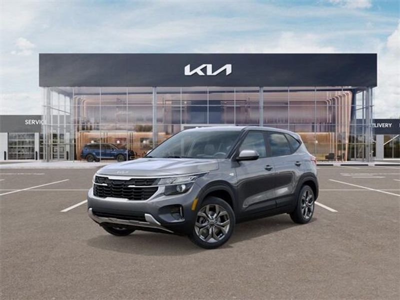 New 2026 Kia Seltos LXImage 1