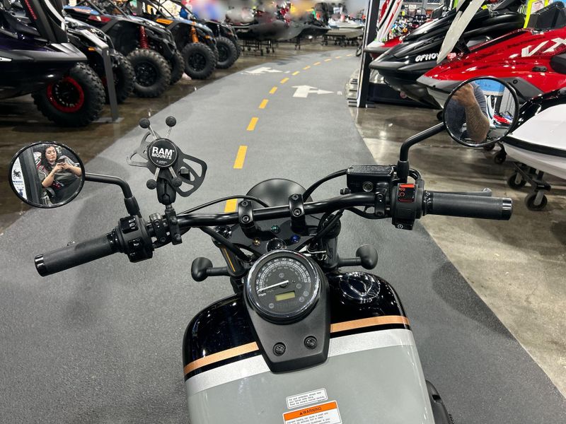Used 2025 Honda SHADOW PHANTOM ABS Image 19