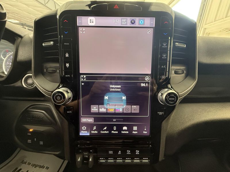 Used 2025 RAM 2500 TradesmanImage 26