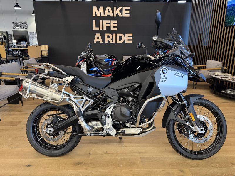 2026 BMW F 900 GS Adventure