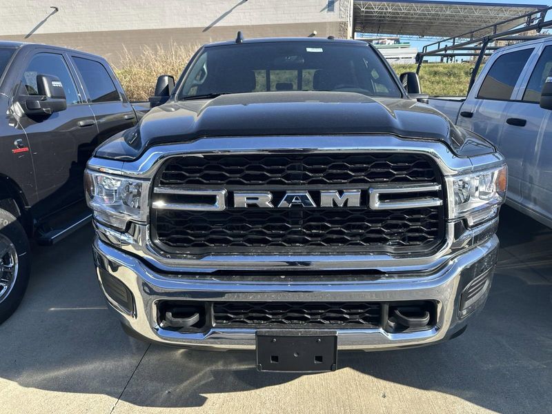 2024 RAM 2500 Tradesman Crew Cab 4x4 6