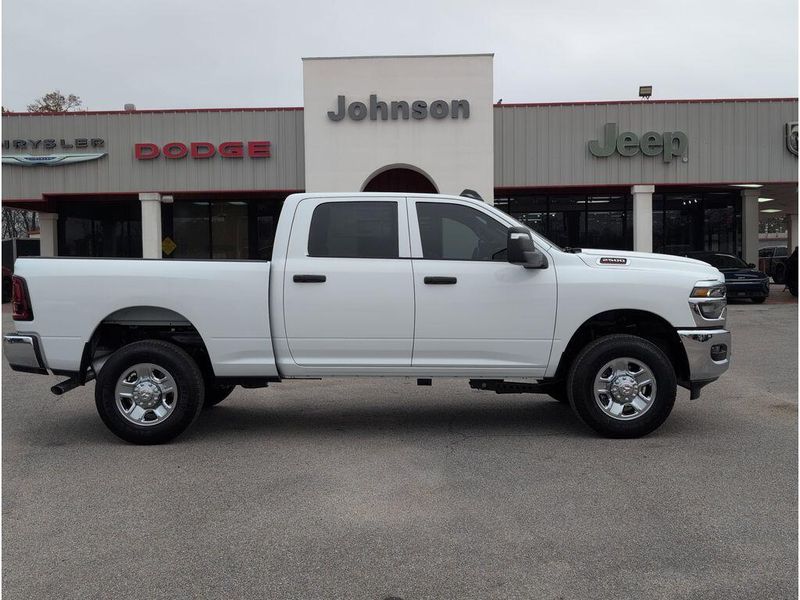 New 2026 RAM 2500 Tradesman Crew Cab 4x4 6