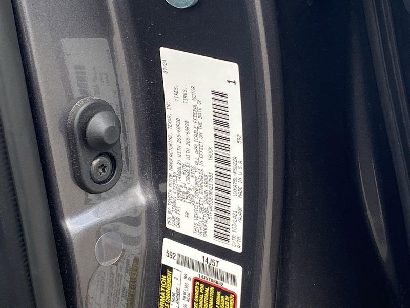 Used 2024 Toyota Tundra PlatinumImage 8