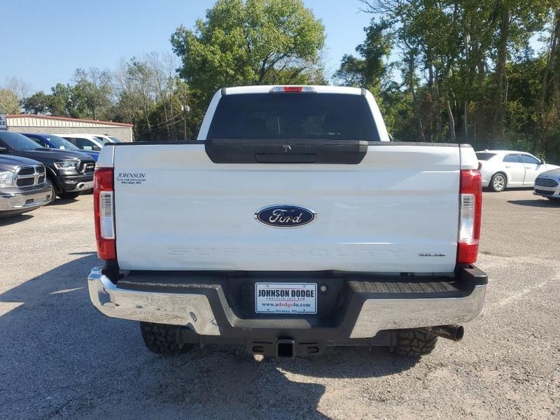 2017 Ford F-250 XLT Johnson Dodge 601-693-6343 pixelmotiondemo.com 