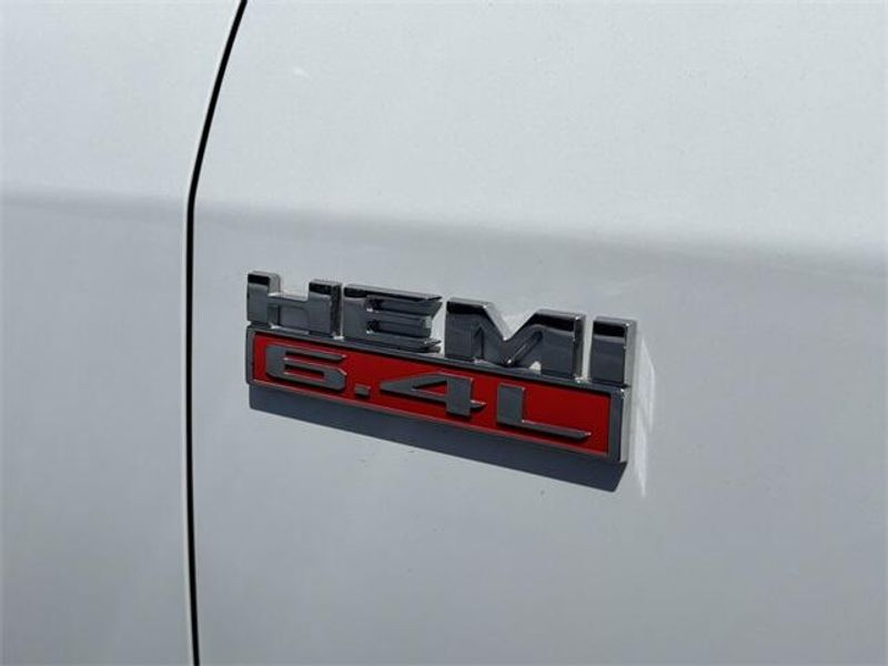 2019 Ram 3500 Tradesman photo 3