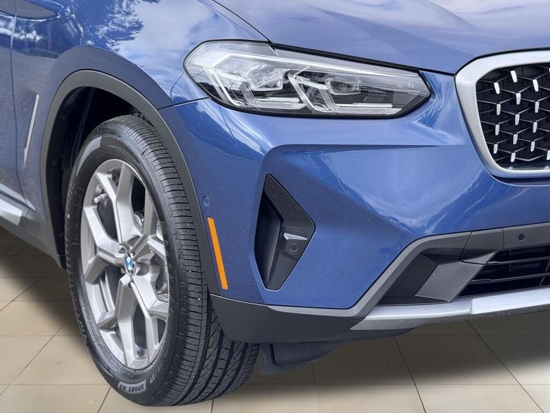 2022 BMW X4 xDrive30iImage 11