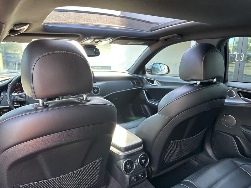 2020 Kia Stinger GT2 photo 22