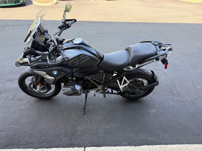 2022 BMW R 1250 GSImage 2