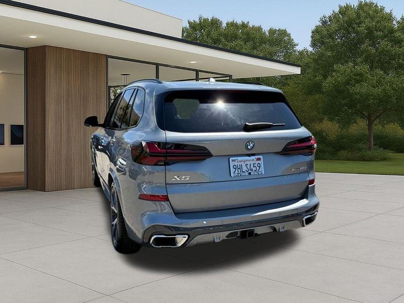 Used 2024 BMW X5 xDrive50eImage 11