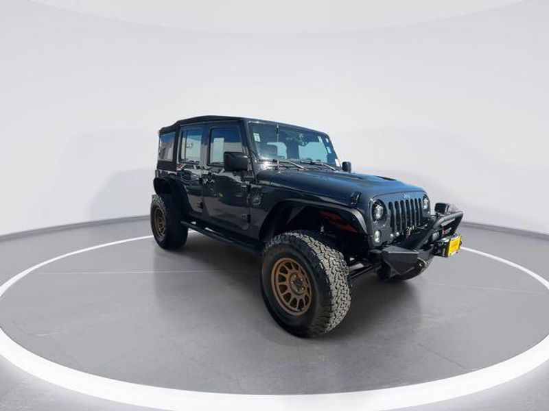 Used 2017 Jeep Wrangler Unlimited SportImage 2
