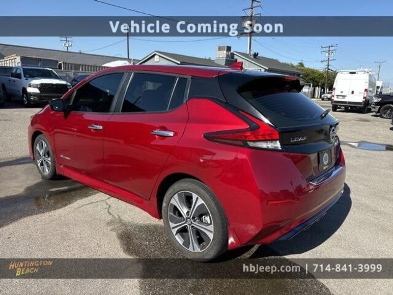 2018 Nissan Leaf SVImage 7