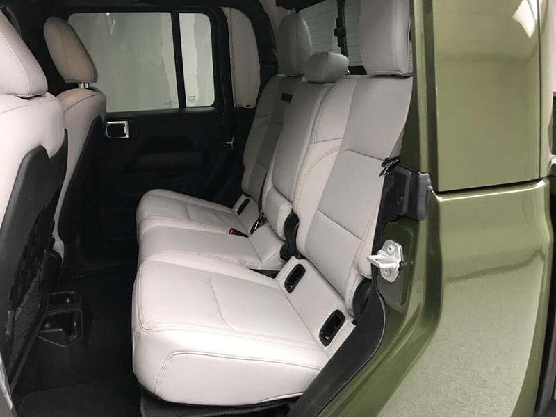 Used 2022 Jeep Gladiator MojaveImage 20