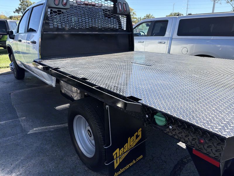 Used 2022 Chevrolet Silverado 3500HD Chassis Work TruckImage 12