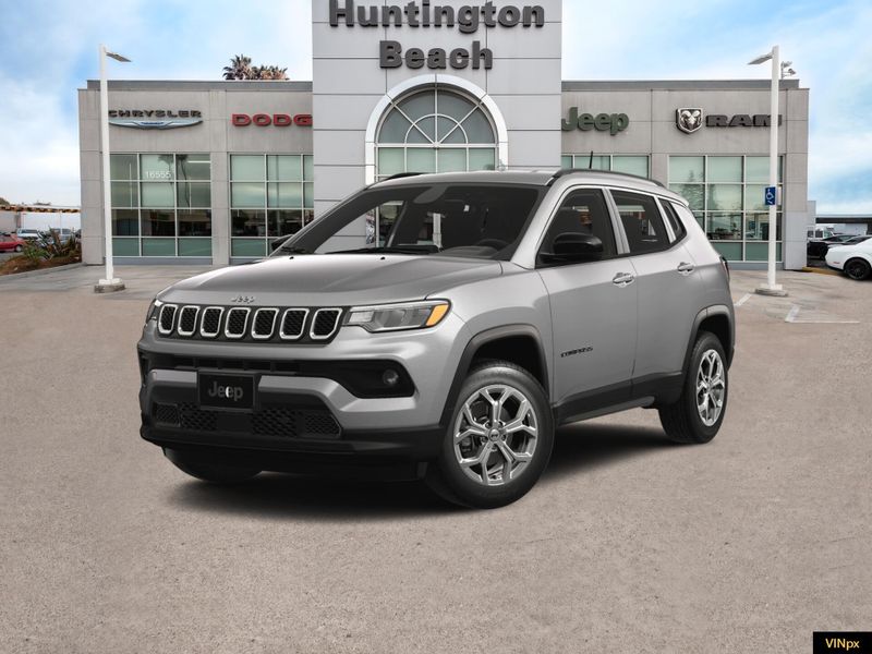 2025 Jeep Compass Latitude 4x4Image 1