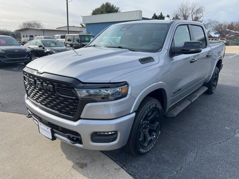 2025 RAM 1500 Big Horn Crew Cab 4x4 5