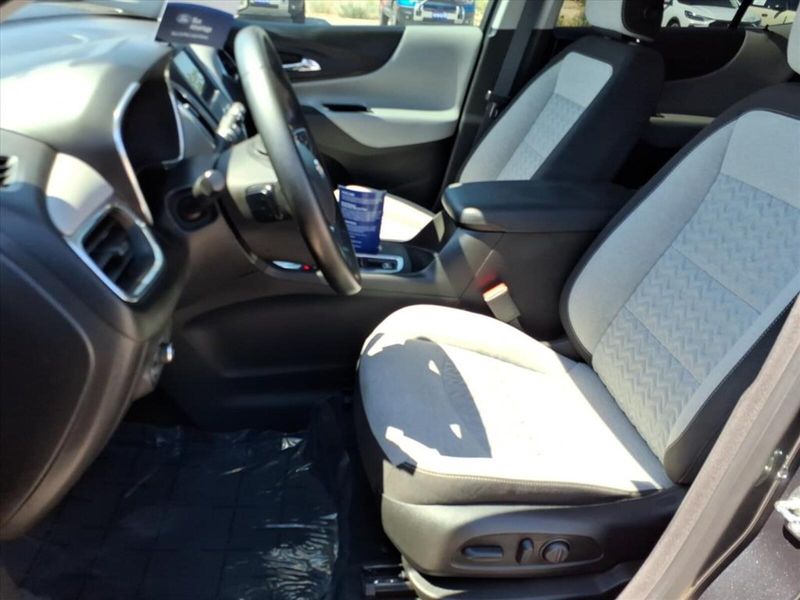 2023 Chevrolet Equinox LT photo 20