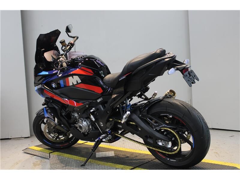 Used 2025 BMW M1000XR Image 8