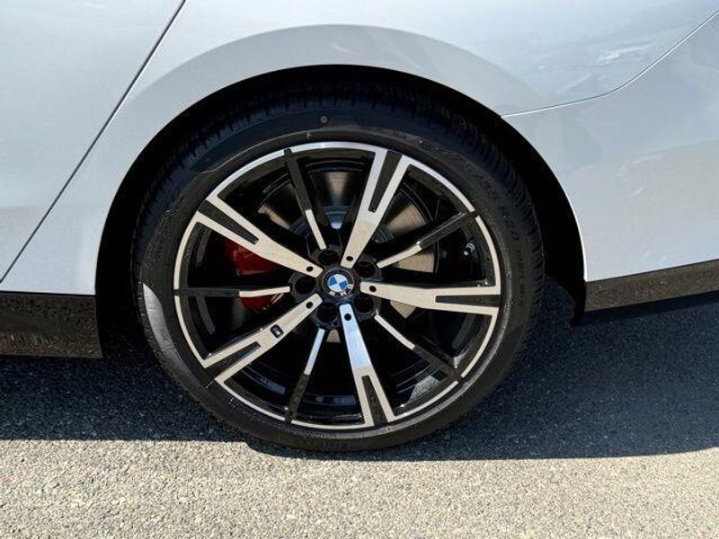 New 2026 BMW 5 Series 530iImage 14