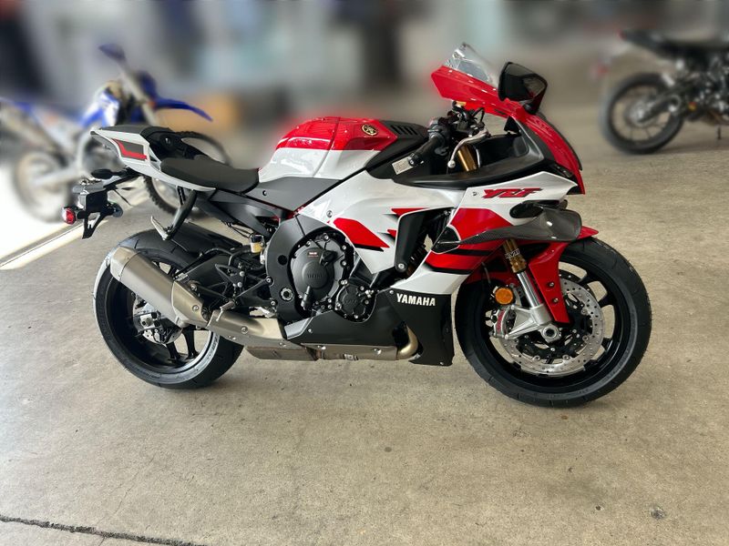 New 2026 Yamaha YZF-R1 70TH ANNIVERSARY EDITION Image 11