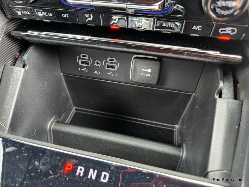 New 2025 Jeep Grand Cherokee Laredo 4x2Image 37