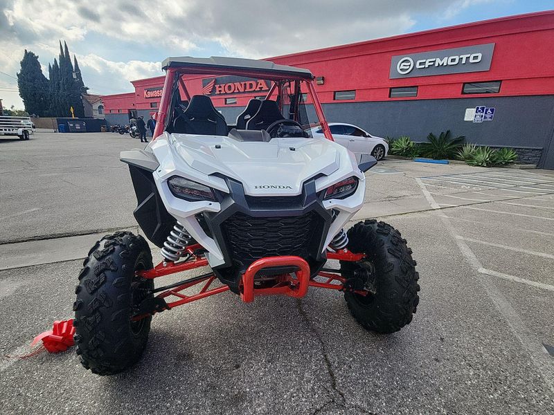 New 2025 Honda TALON1000R4 FOX LIVE VALVE Image 27