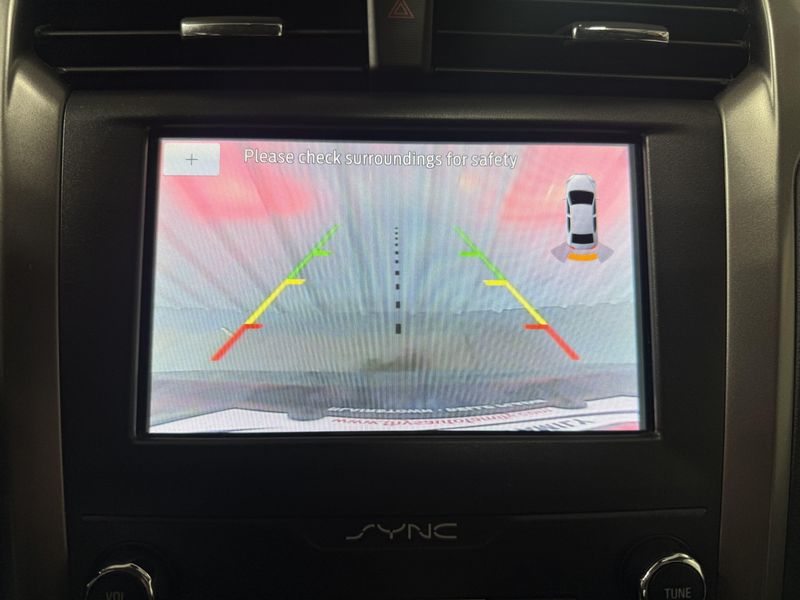 Used 2020 Ford Fusion SEImage 12
