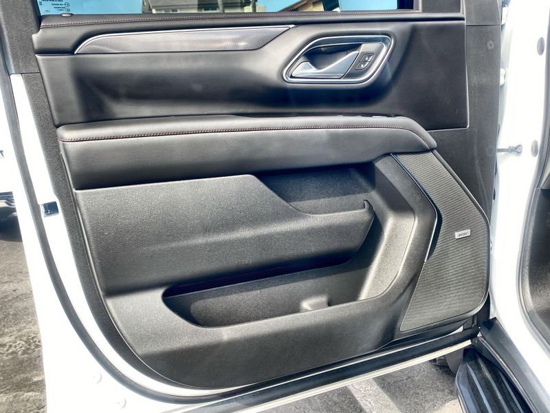 Used 2023 Chevrolet Tahoe RSTImage 21