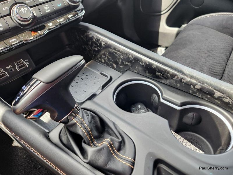 New 2025 Dodge Durango R/T 20th Anniversary Premium AwdImage 46