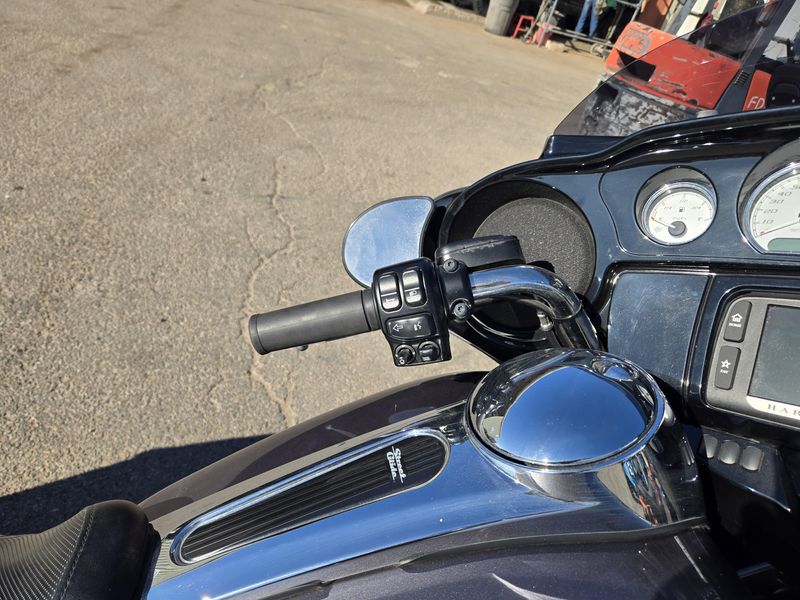 USED 2014 HARLEY STREET GLIDE SPECIAL Image 14