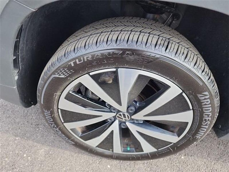 2022 Volkswagen Taos 1.5T SEImage 34