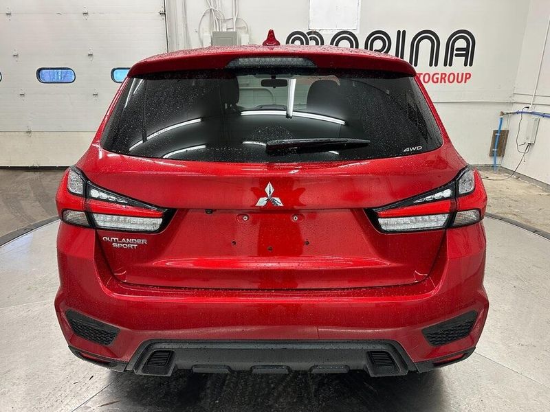 2020 Mitsubishi Outlander Sport 2.0 ESImage 13