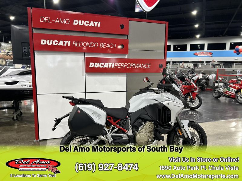2024 Ducati MULTISTRADA V4 S TRAVEL & RADAR SPOKED WHEELS Image 6