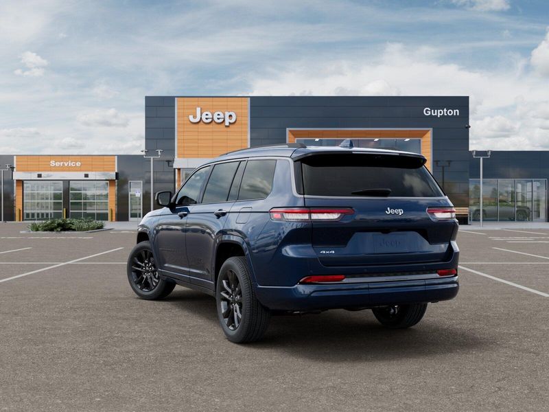 New 2026 Jeep Grand Cherokee L Limited Reserve 4x4Image 29