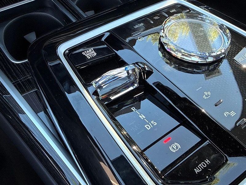 New 2026 BMW 7 Series 750e xDriveImage 22